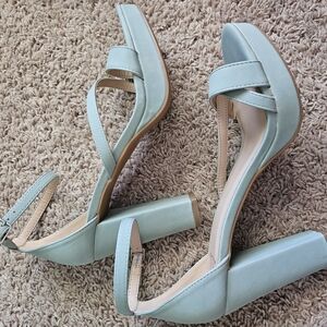 Elegant Women's Block Heel Sandals
